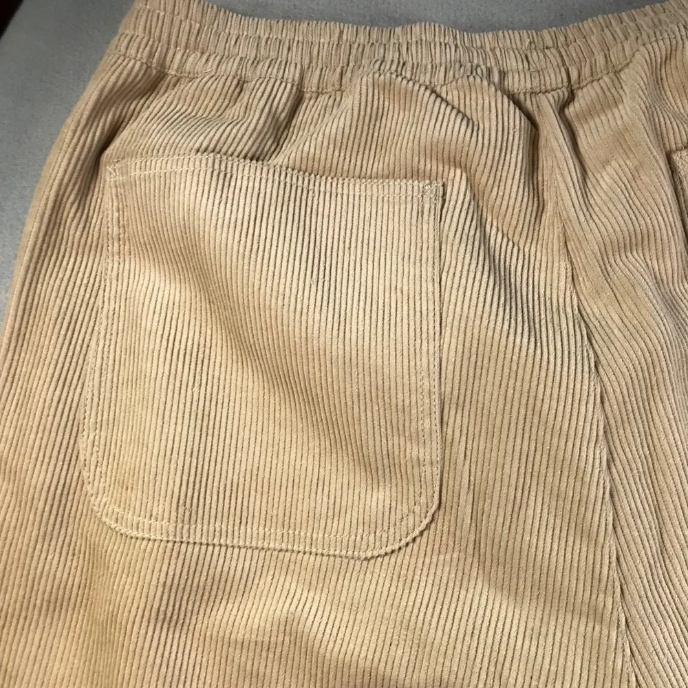 ASOS DESIGN Mens Corduroy Drawstring Pants Tan Beige Straight Leg Pockets L/XL